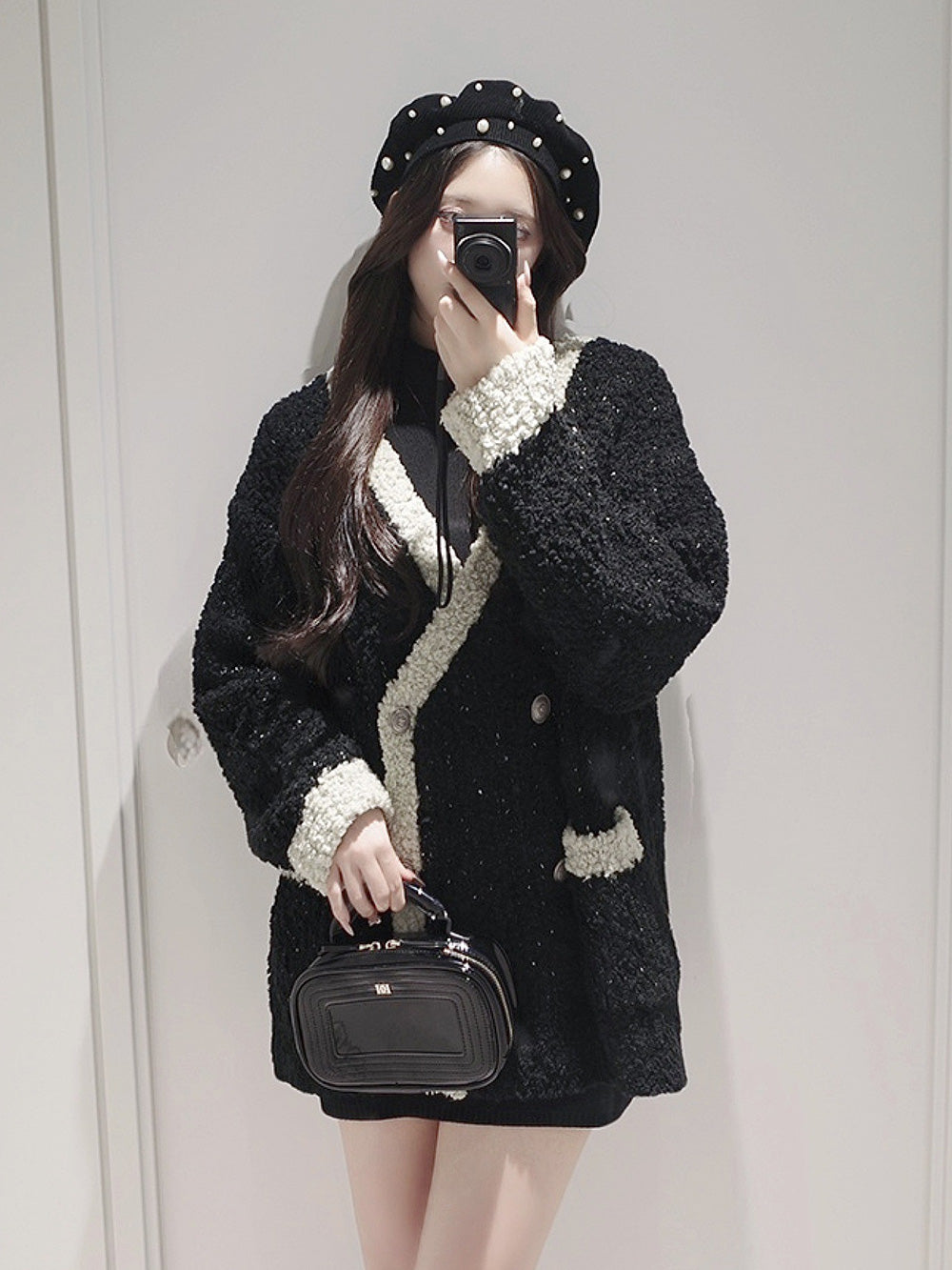 モデル：155cm（着用サイズ：FREE　着用カラー：BLK）