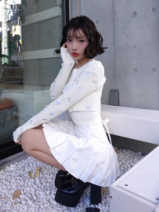 モデル：155cm（着用サイズ：FREE　着用カラー：WHT）