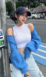 モデル：160cm（着用サイズ：FREE　着用カラー：BLU）