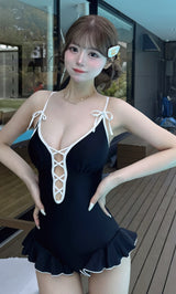 モデル：159cm（着用サイズ：FREE　着用カラー：BLK）