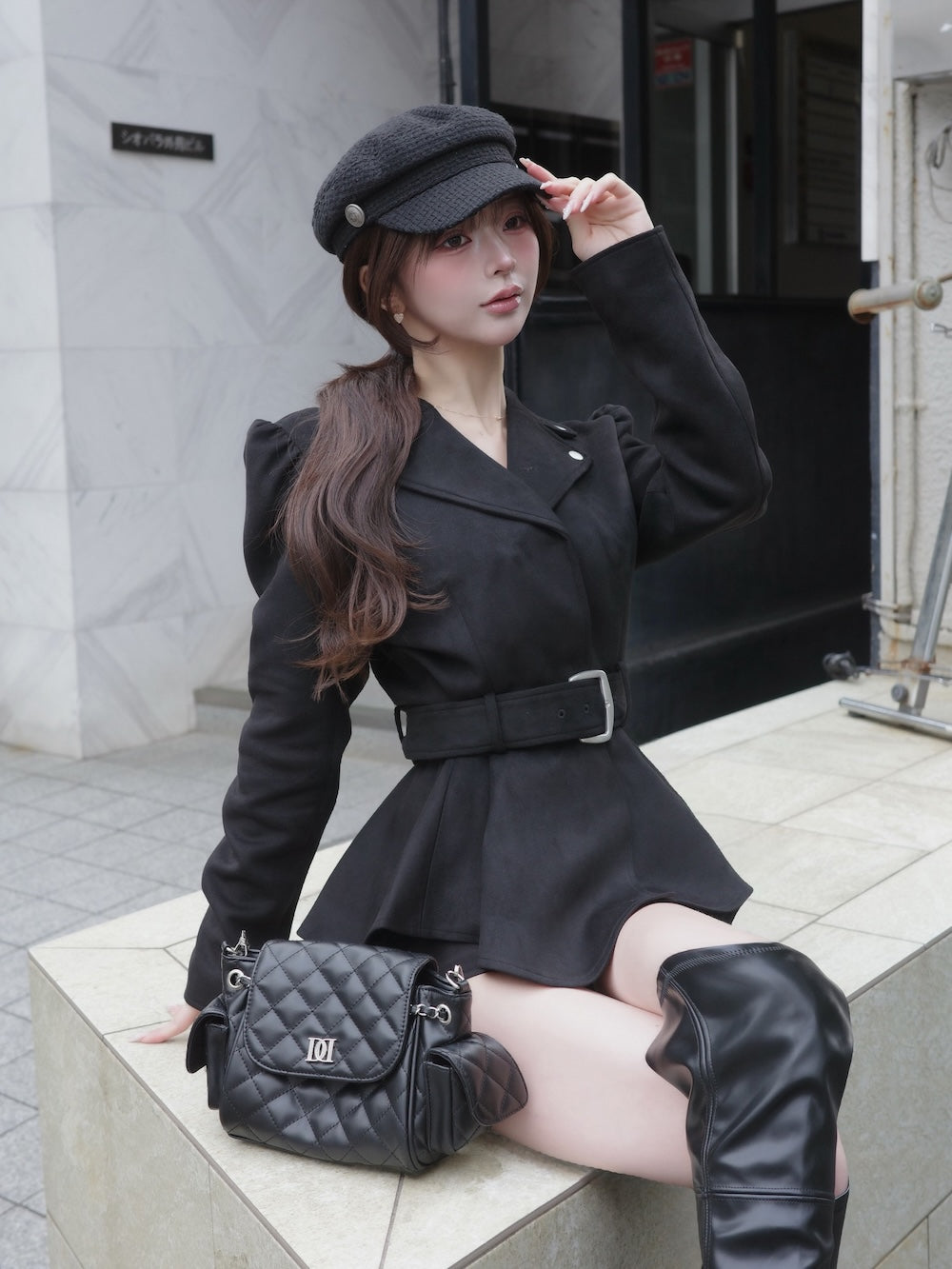 モデル：158cm（着用サイズ：FREE　着用カラー：BLK）