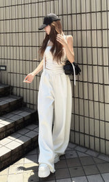 モデル：158cm（着用サイズ：FREE　着用カラー：WHT）