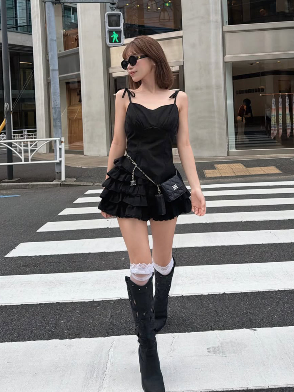 ショルダーリボンレースフリルセットアップ