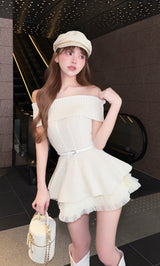 モデル：158cm（着用サイズ：FREE　着用カラー：IVO）