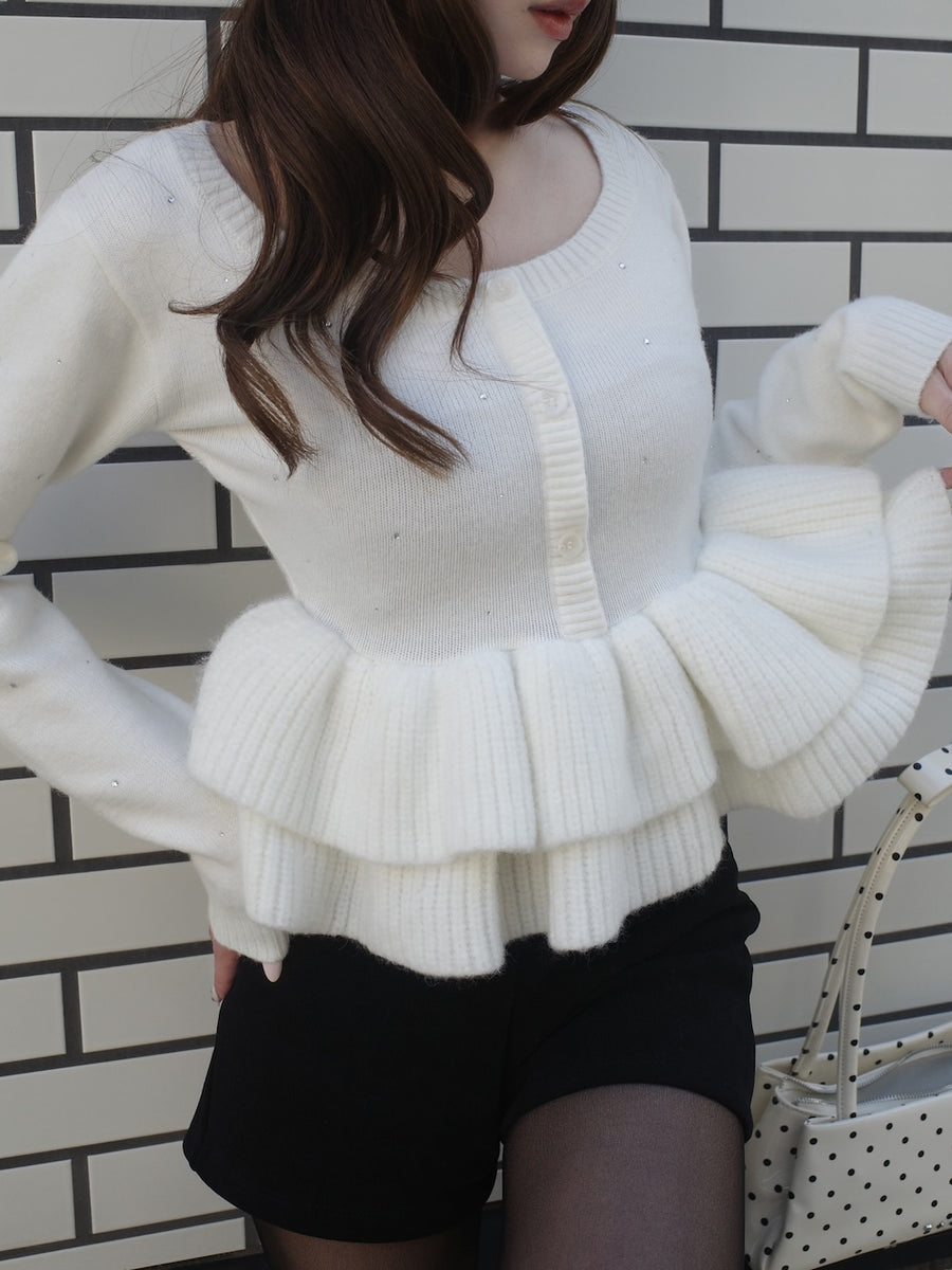 モデル：156cm（着用サイズ：FREE　着用カラー：WHT）