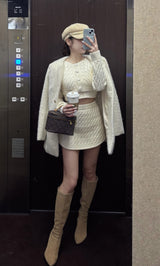 モデル：156cm（着用サイズ：FREE　着用カラー：IVO）