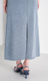 モデル：165cm（着用サイズ：FREE　着用カラー：BLU）