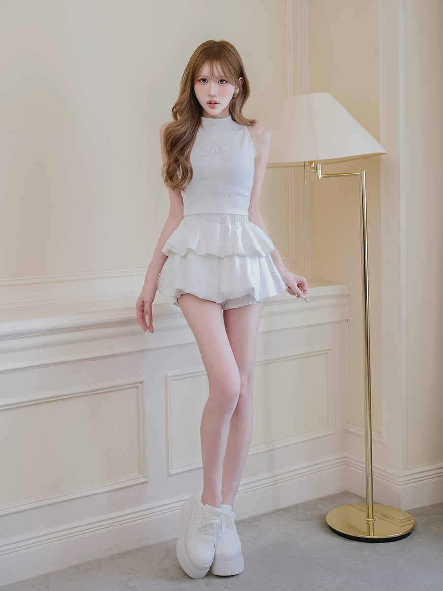 モデル：165cm（着用サイズ：FREE　着用カラー：WHT）