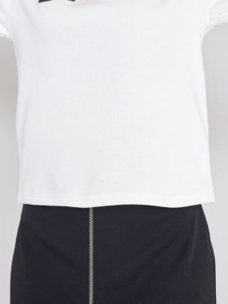 モデル：165cm（着用サイズ：FREE　着用カラー：WHT）