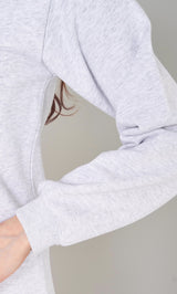 モデル：165cm（着用サイズ：FREE　着用カラー：GRY）