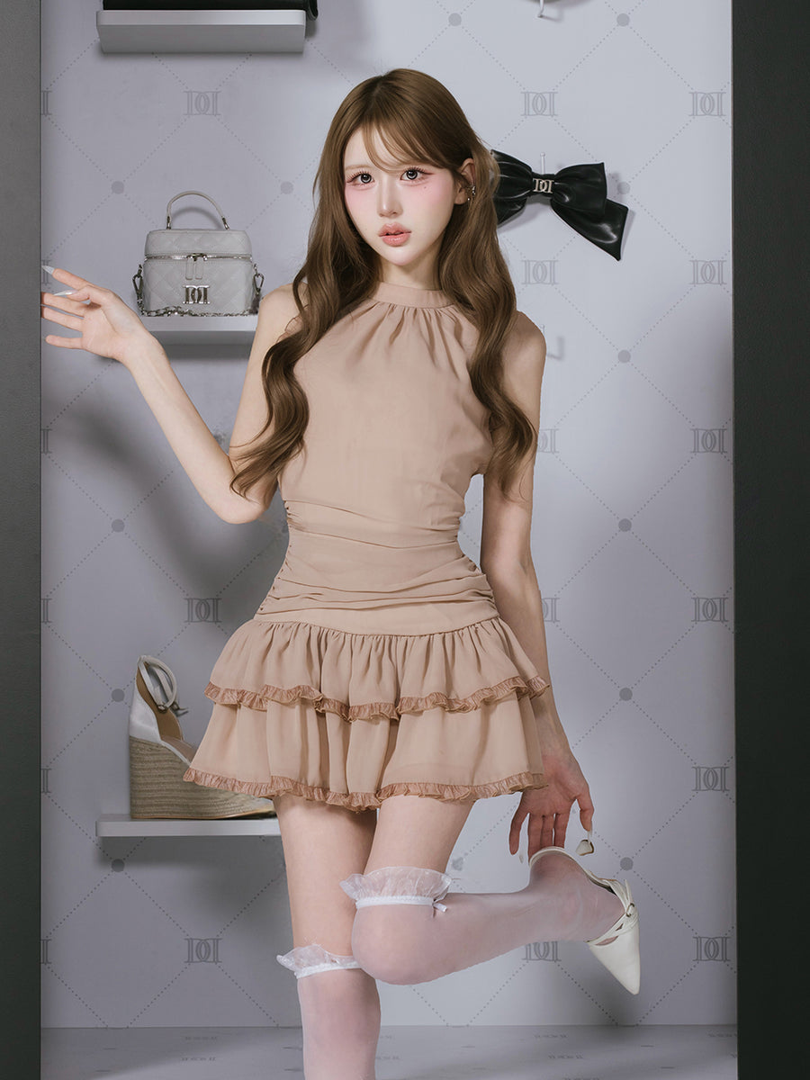 モデル：165cm（着用サイズ：FREE　着用カラー：BEG）