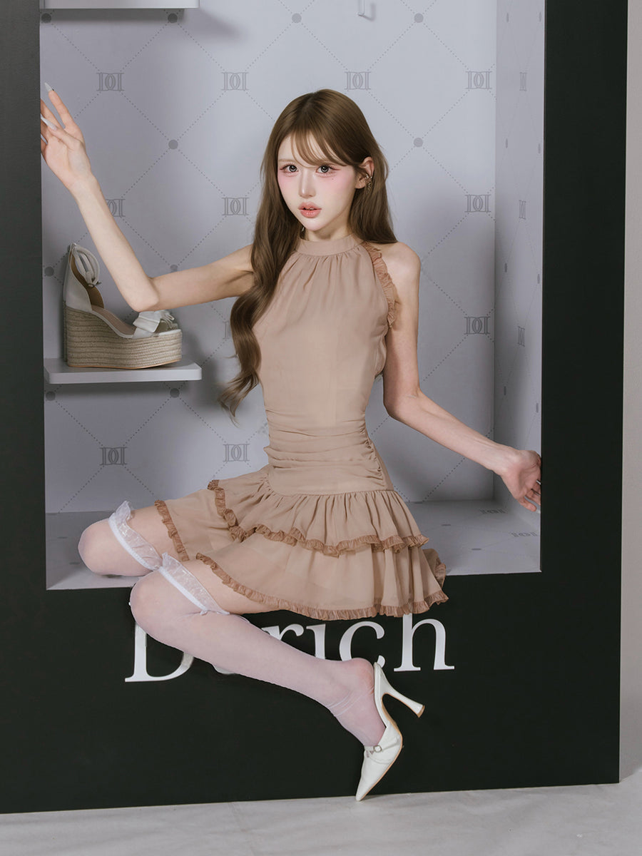 モデル：165cm（着用サイズ：FREE　着用カラー：BEG）