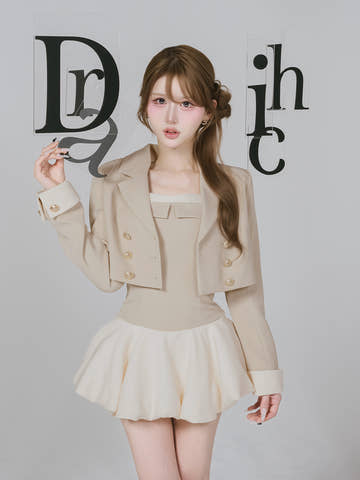 モデル：165cm（着用サイズ：FREE　着用カラー：BEG）