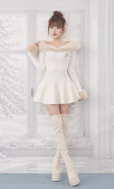 モデル：165cm（着用サイズ：FREE　着用カラー：WHT）
