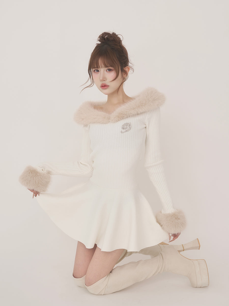 モデル：165cm（着用サイズ：FREE　着用カラー：WHT）