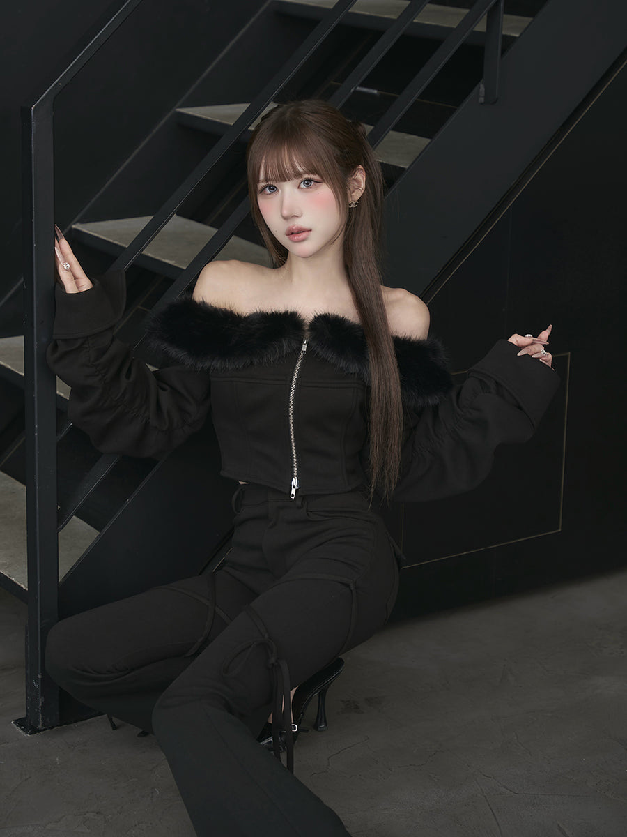 モデル：165cm（着用サイズ：FREE　着用カラー：BLK）