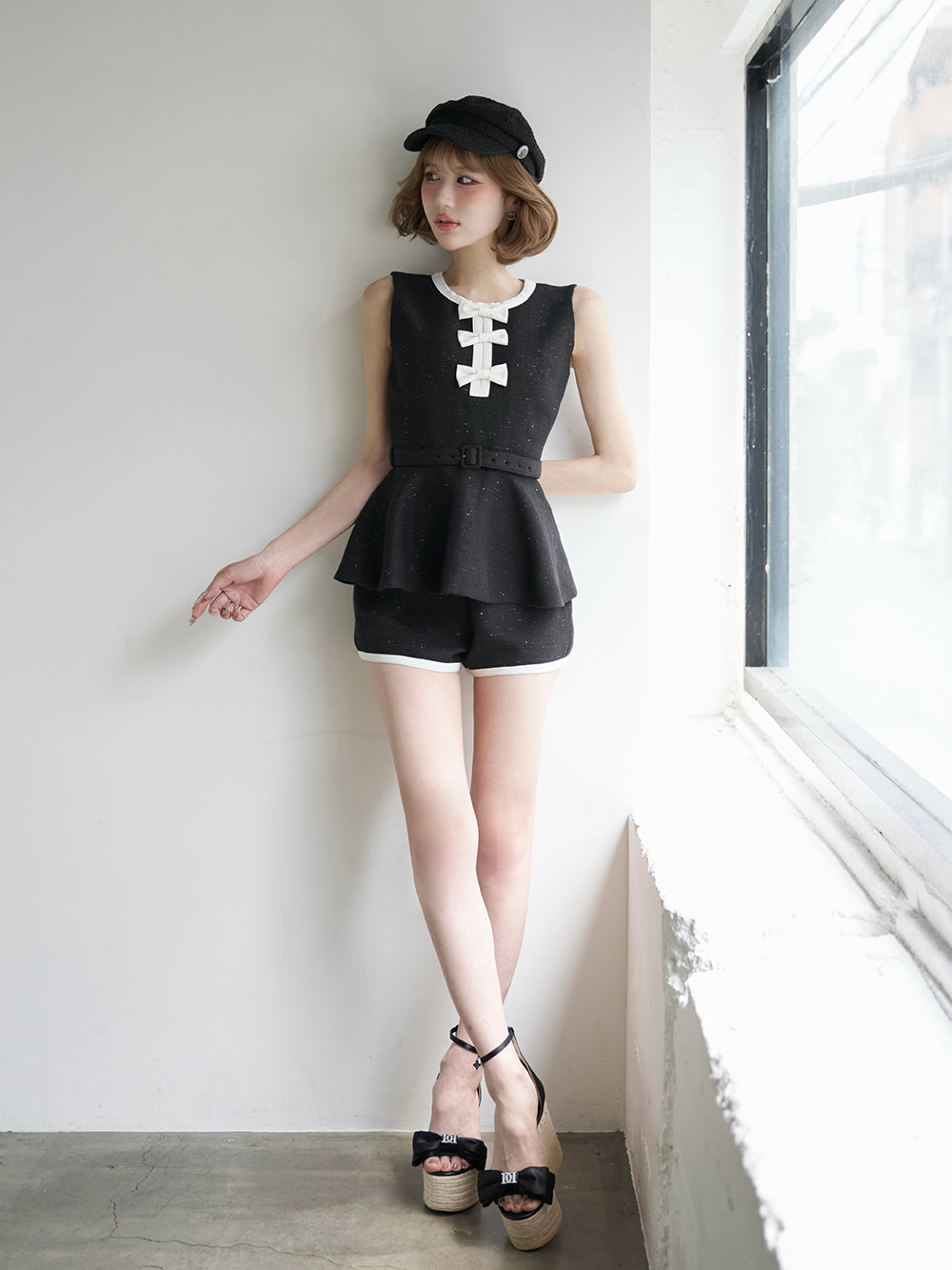 モデル：165cm（着用サイズ：FREE　着用カラー：BLK）