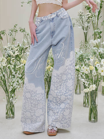 モデル：165cm（着用サイズ：M　着用カラー：I-BLU）