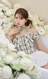 モデル：165cm（着用サイズ：FREE　着用カラー：IVO）