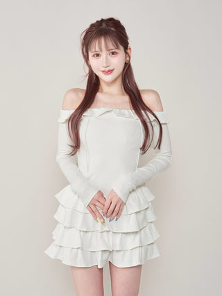モデル：165cm（着用サイズ：FREE　着用カラー：WHT）