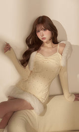 モデル：165cm（着用サイズ：FREE　着用カラー：WHT）