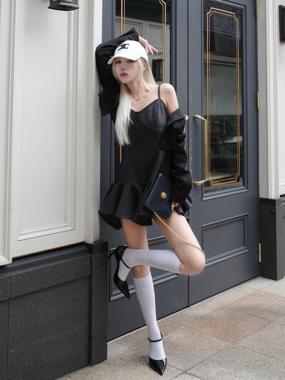 モデル：155cm（着用サイズ：FREE　着用カラー：C-GRY）