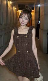 モデル：155cm（着用サイズ：FREE　着用カラー：BRN）