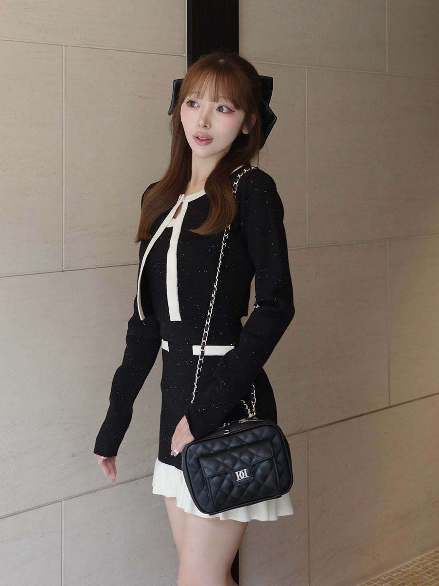 モデル：155cm（着用サイズ：FREE　着用カラー：BLK）