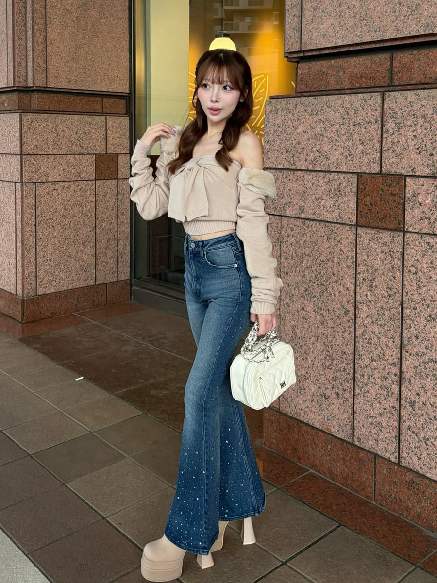 モデル：153cm（着用サイズ：XS　着用カラー：BLU）