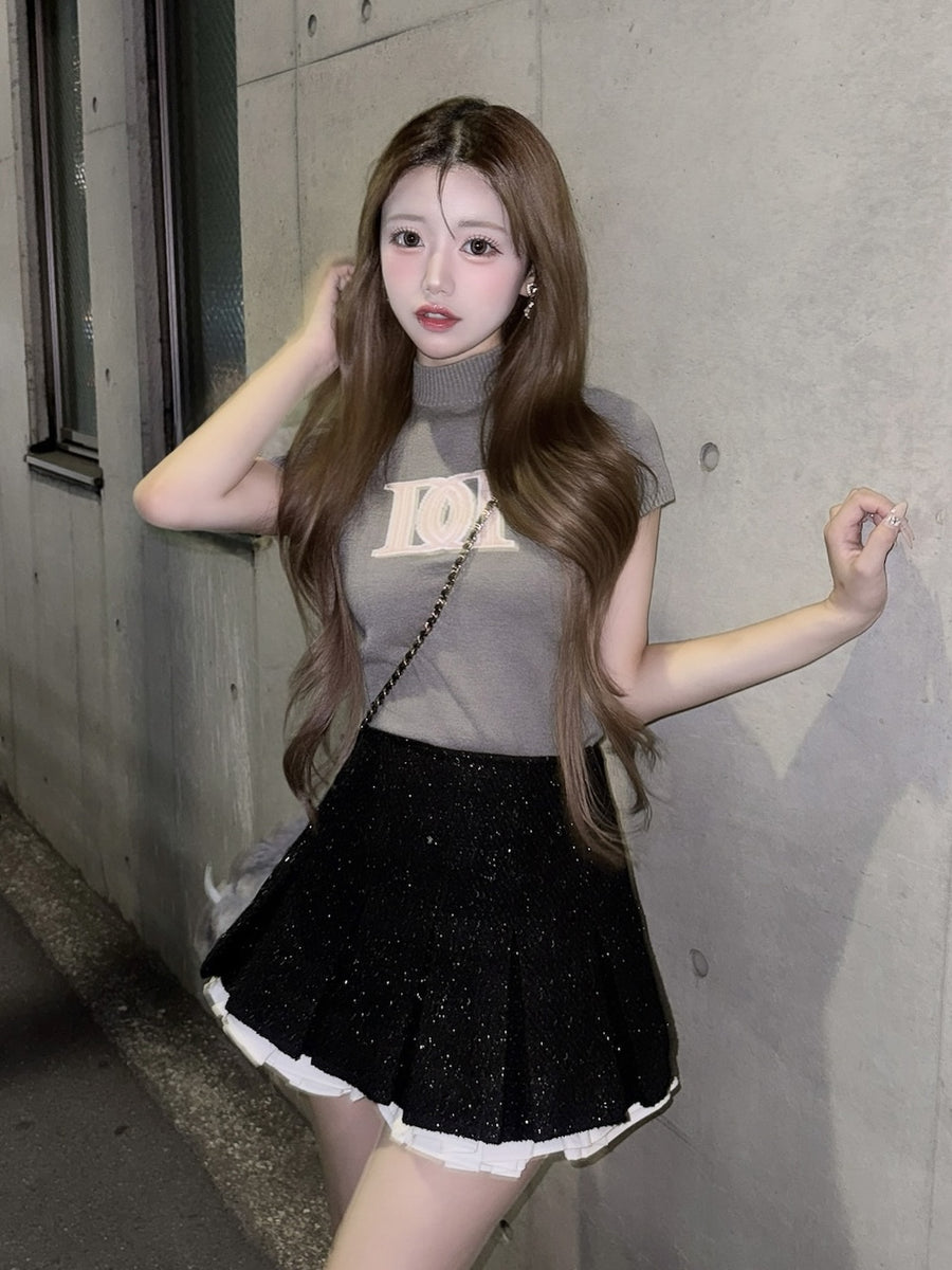 モデル：158cm（着用サイズ：S　着用カラー：BLK）