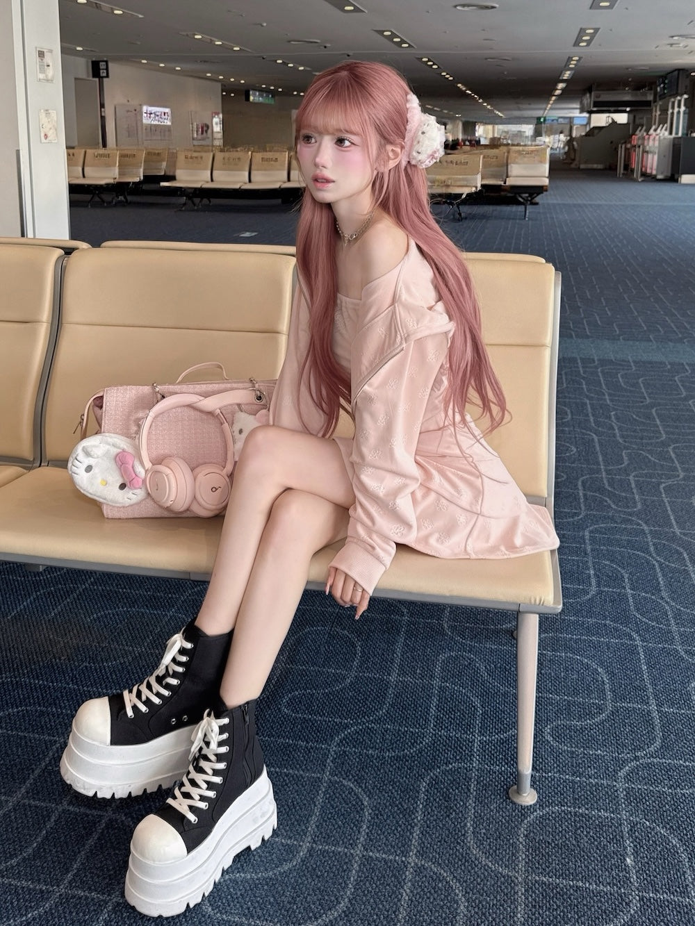 シグネチャーDRベロアミニスカート – Darich