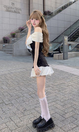 モデル：158cm（着用サイズ：FREE　着用カラー：BLK）