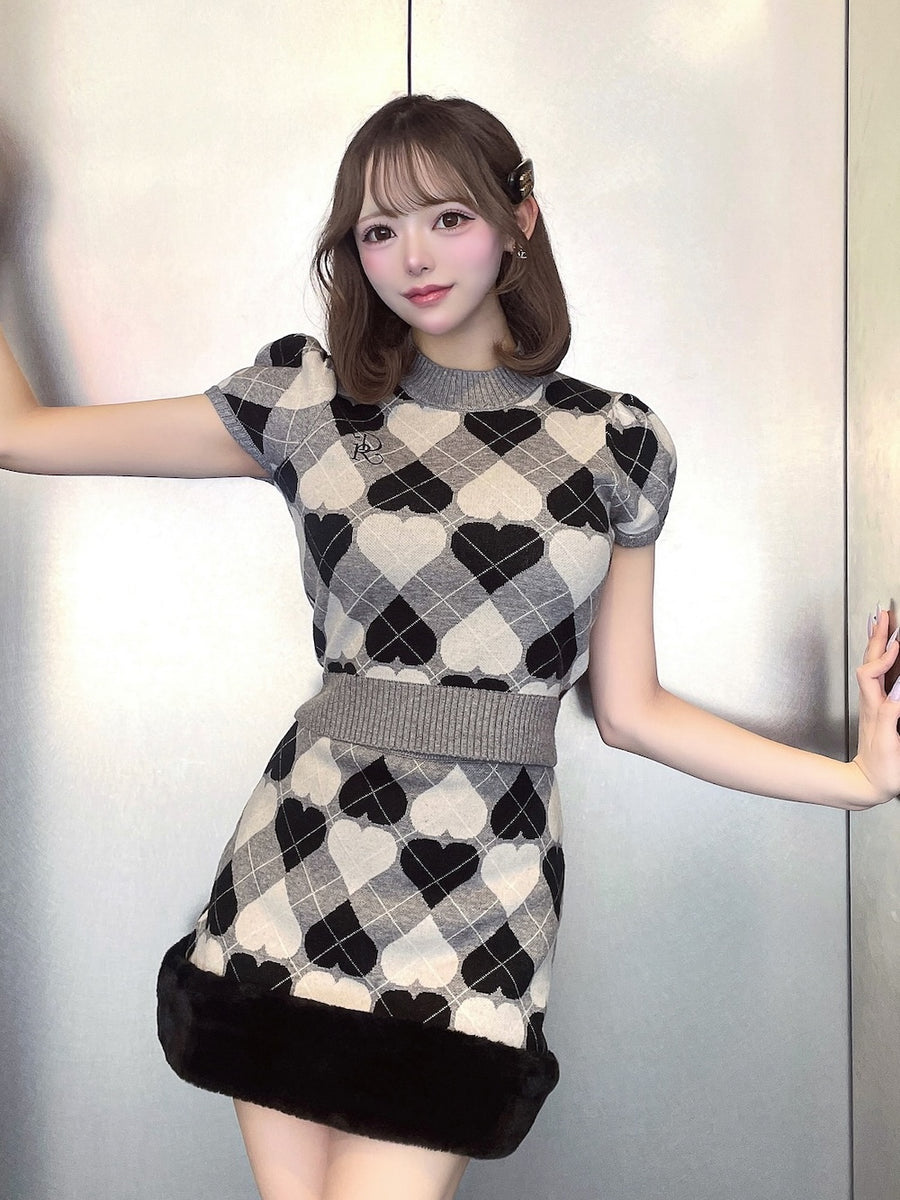 モデル：158cm（着用サイズ：FREE　着用カラー：GRY）