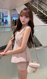 モデル：156cm（着用サイズ：FREE　着用カラー：PNK）