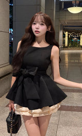 モデル：156cm（着用サイズ：FREE　着用カラー：BLK）