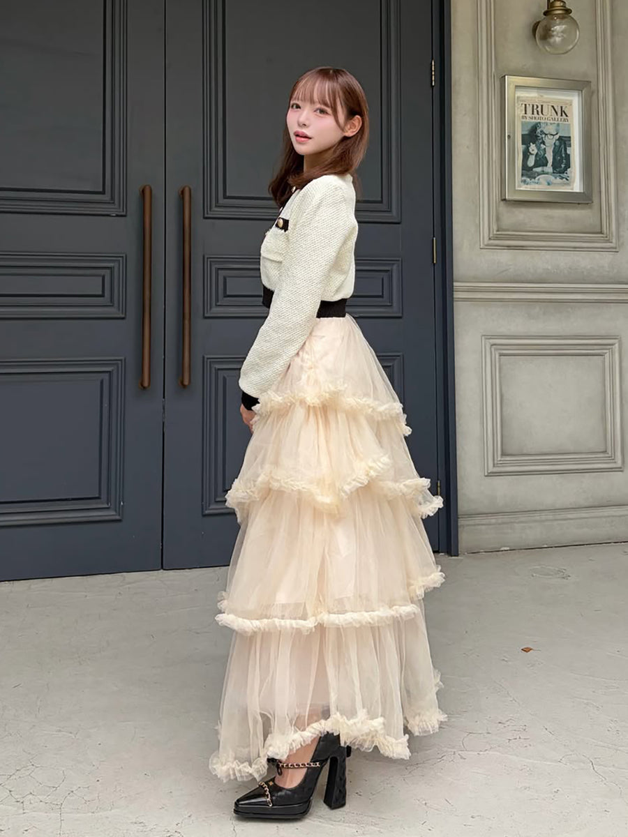 モデル：156cm（着用サイズ：FREE　着用カラー：IVO）