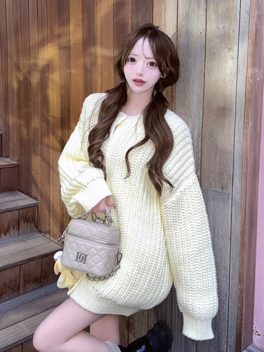 モデル：157cm（着用サイズ：FREE　着用カラー：YEL）