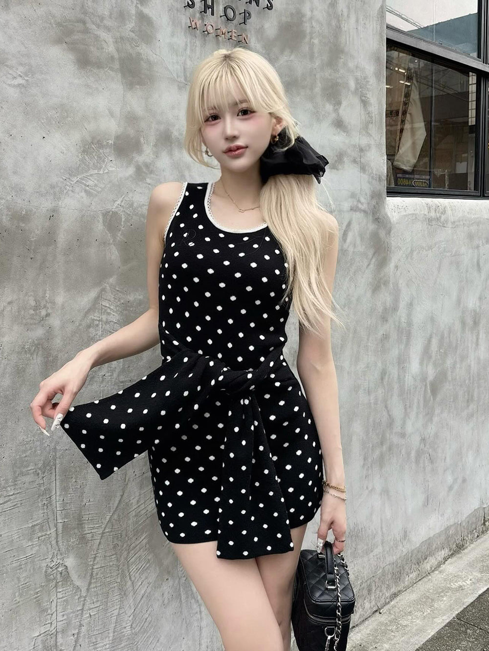 モデル：165cm（着用サイズ：FREE　着用カラー：BLK）