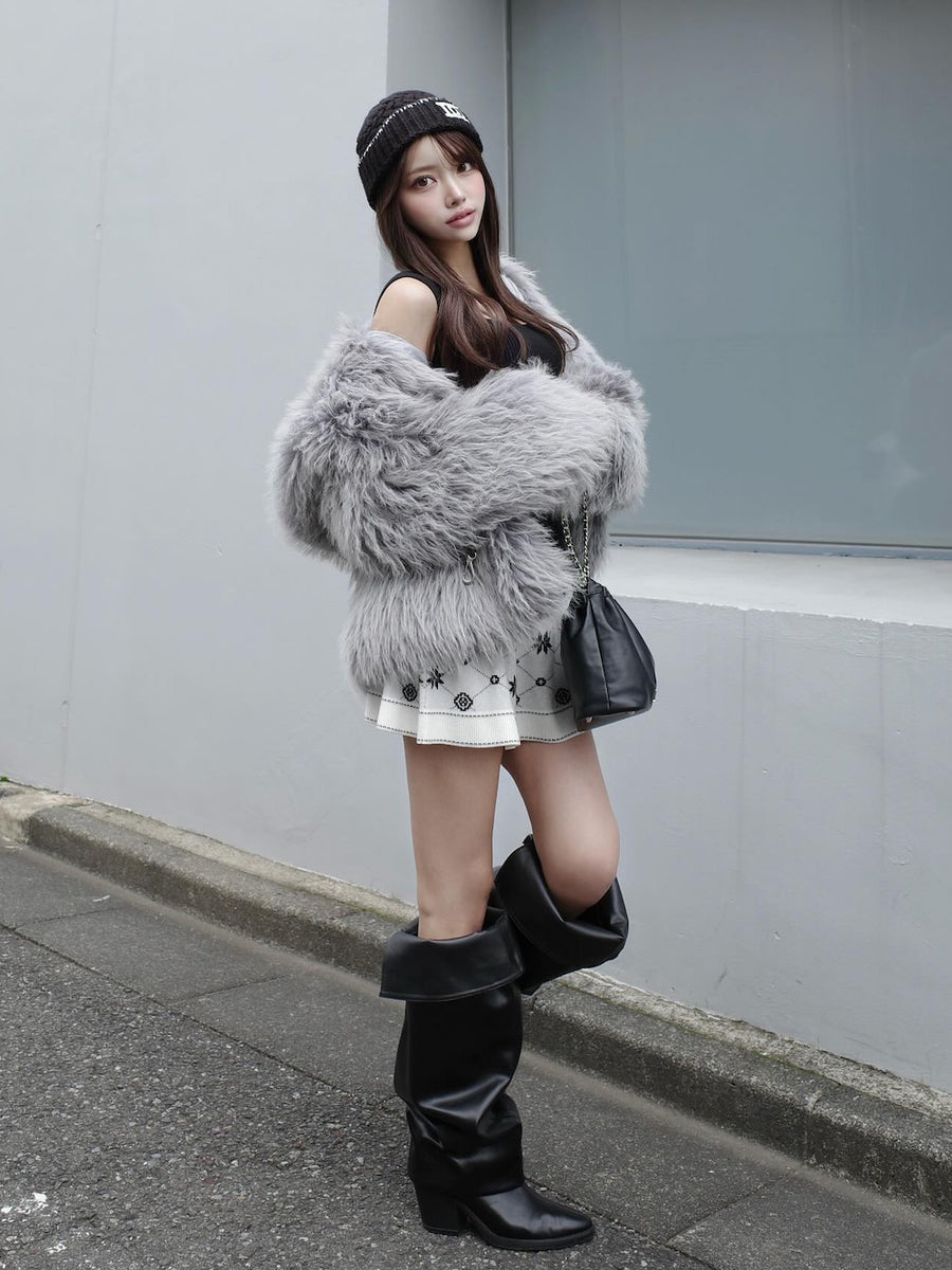 モデル：163cm（着用サイズ：FREE　着用カラー：WHT）