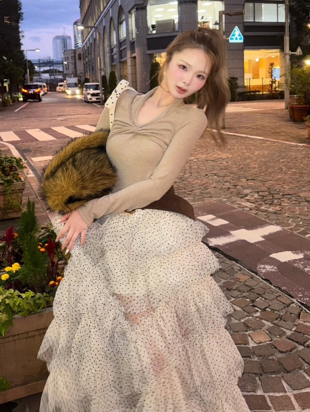 モデル：163cm（着用サイズ：FREE　着用カラー：WHT）