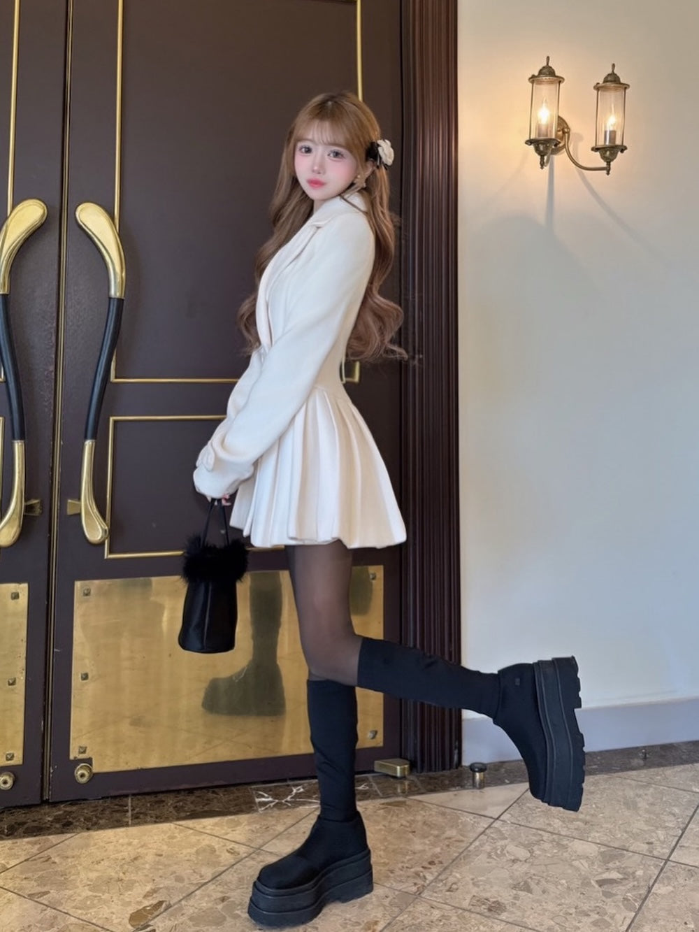 モデル：158cm（着用サイズ：FREE　着用カラー：IVO）