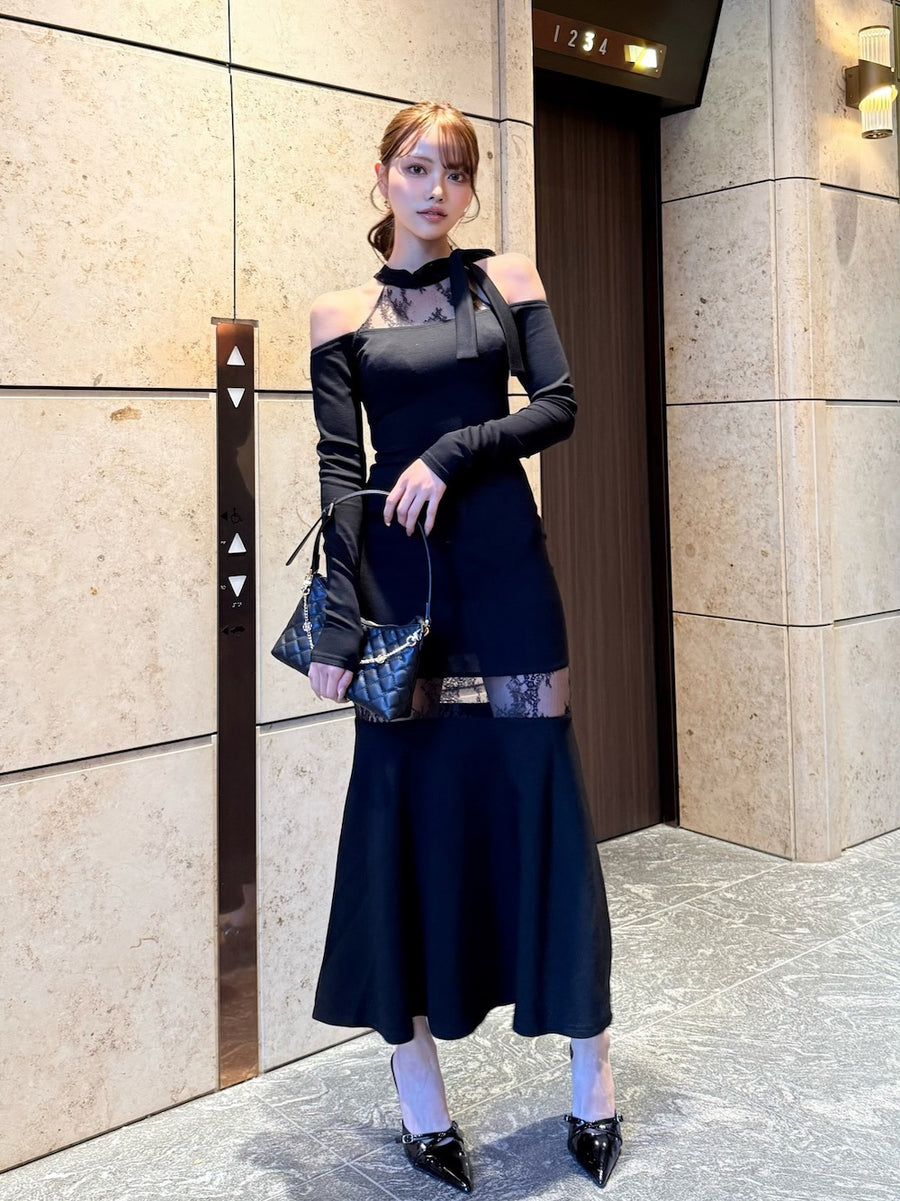 モデル：163cm（着用サイズ：FREE　着用カラー：BLK）