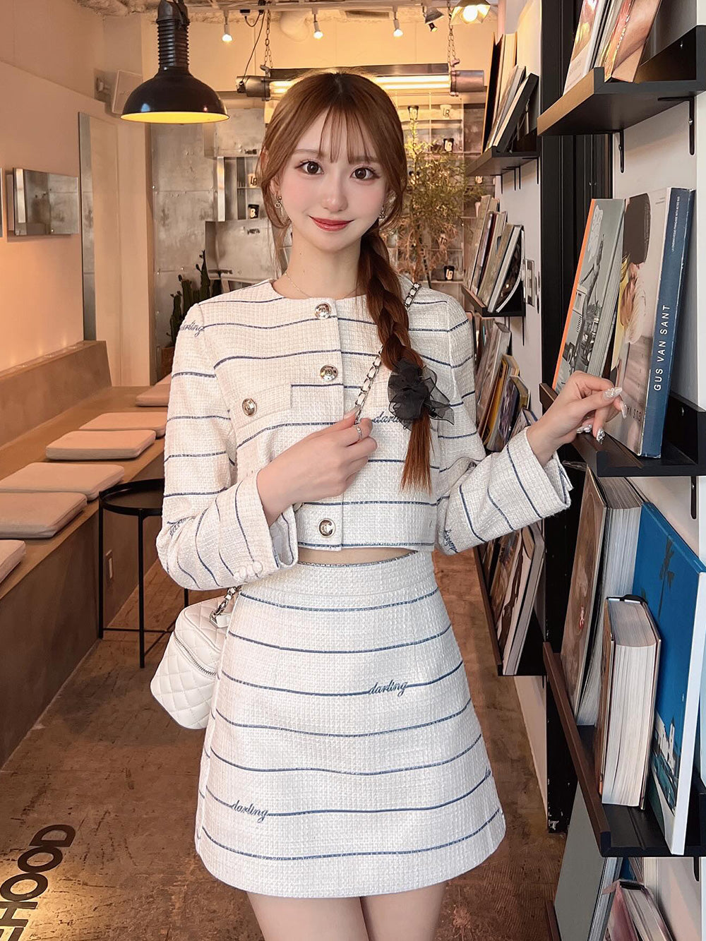 モデル：157cm（着用サイズ：S　着用カラー：IVO）