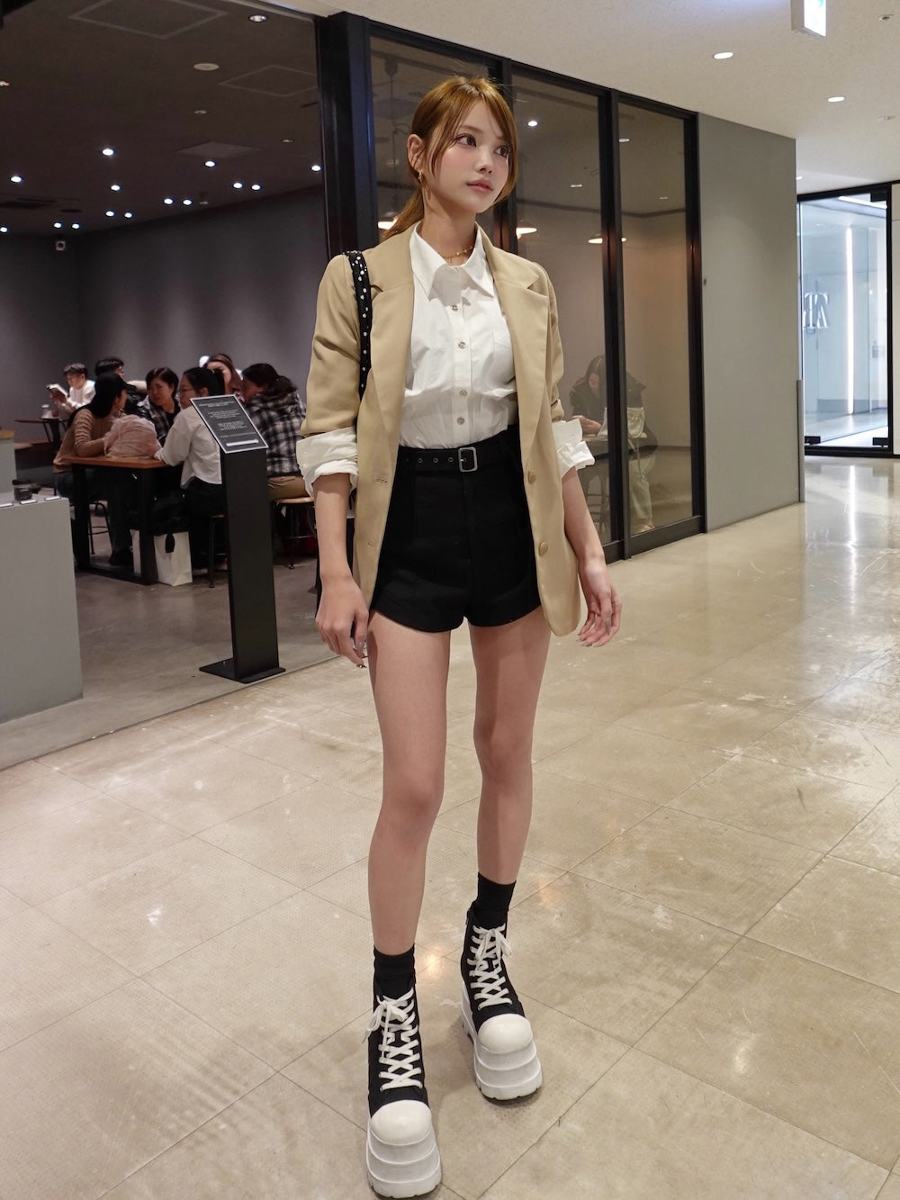 モデル：163cm（着用サイズ：S　着用カラー：WHT）