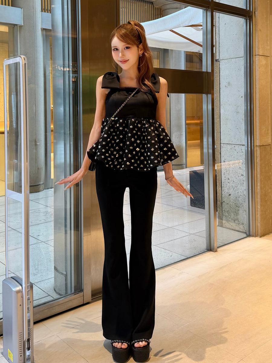 モデル：165cm（着用サイズ：FREE　着用カラー：BLK）