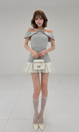 モデル：165cm（着用サイズ：FREE　着用カラー：GRY）