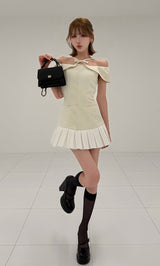 モデル：165cm（着用サイズ：FREE　着用カラー：WHT）