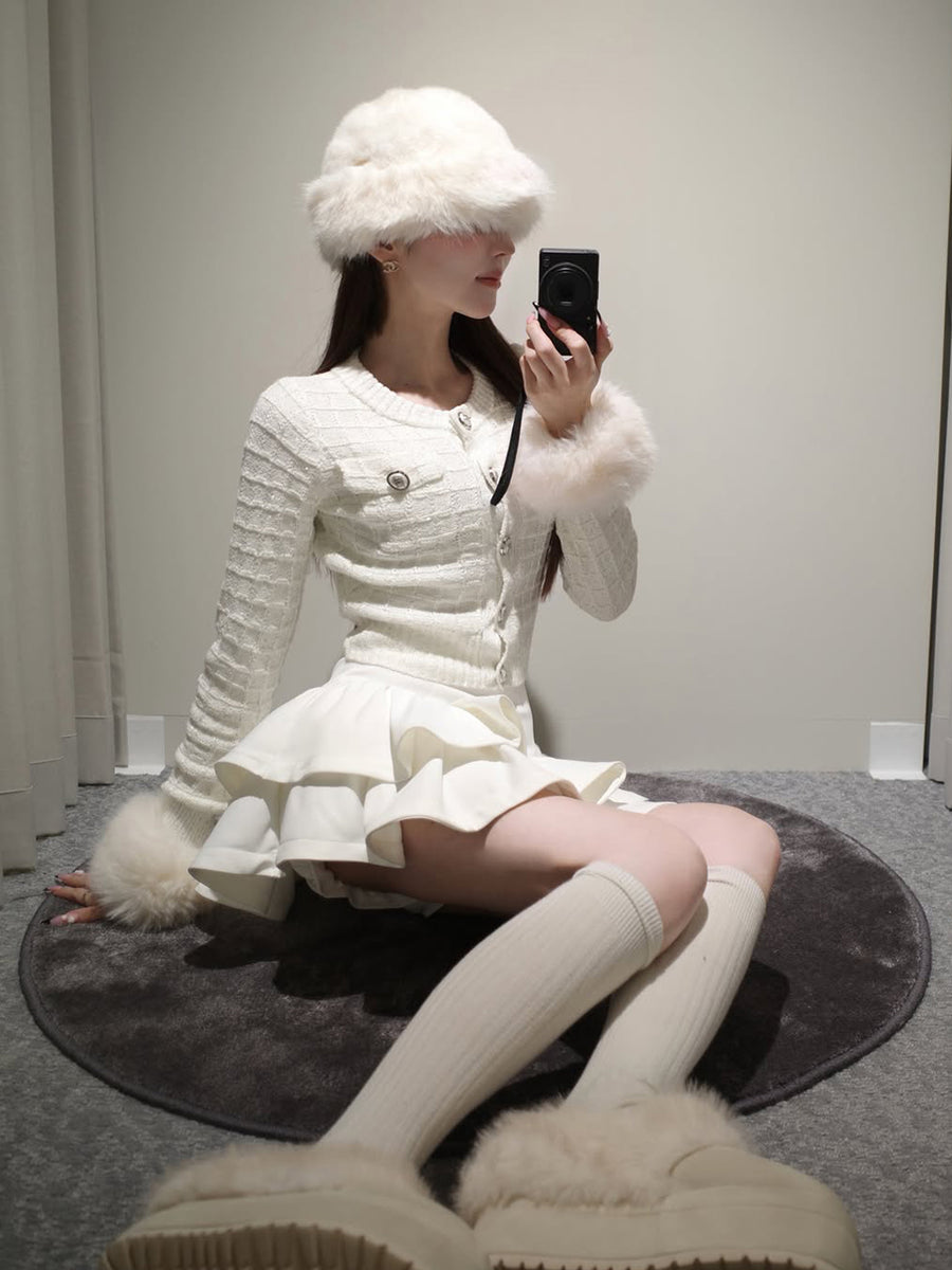 モデル：165cm（着用サイズ：FREE　着用カラー：WHT）