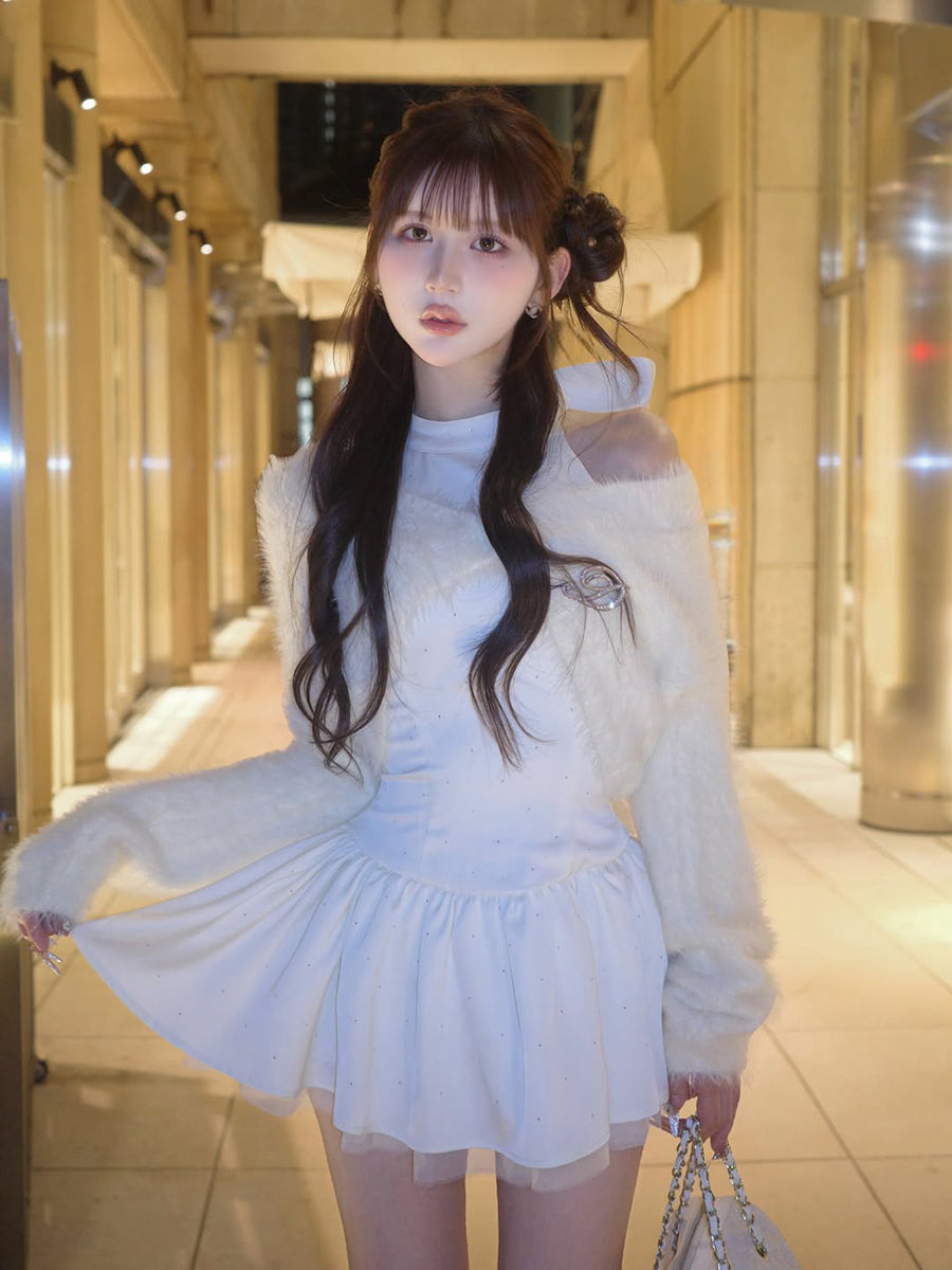 モデル：165cm（着用サイズ：FREE　着用カラー：IVO）