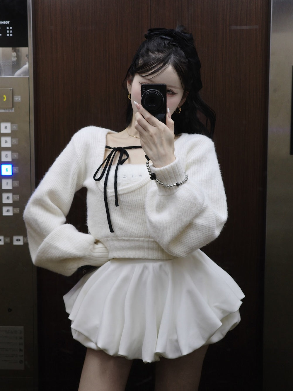 モデル：165cm（着用サイズ：FREE　着用カラー：IVO）